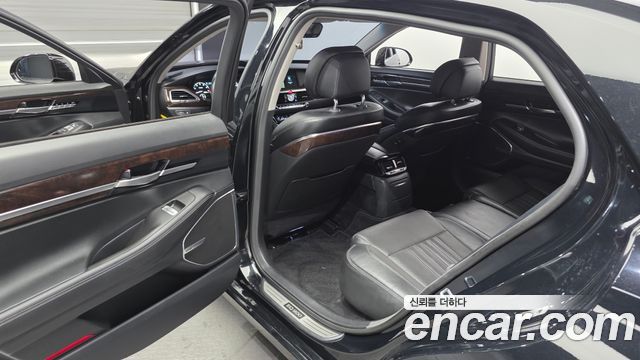 Genesis EQ900 2016 — photo 11