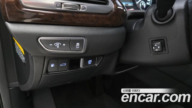 Genesis EQ900 2016 — photo 14