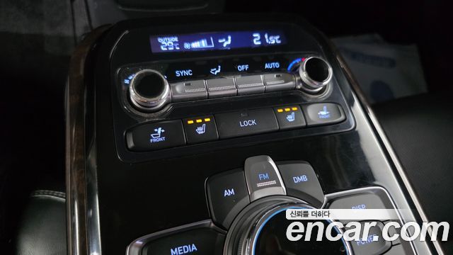Genesis EQ900 2016 — photo 20