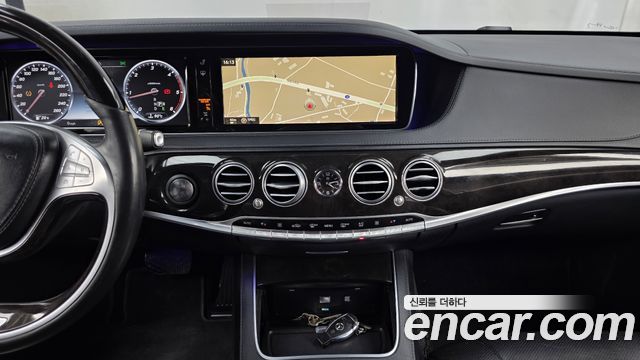 Mercedes-Benz S-Class 2016 — photo 14