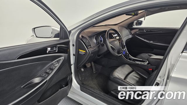 Hyundai Sonata 2011 — photo 10