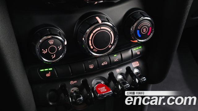 Mini Cooper 2018 — photo 17