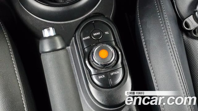 Mini Cooper 2018 — photo 20