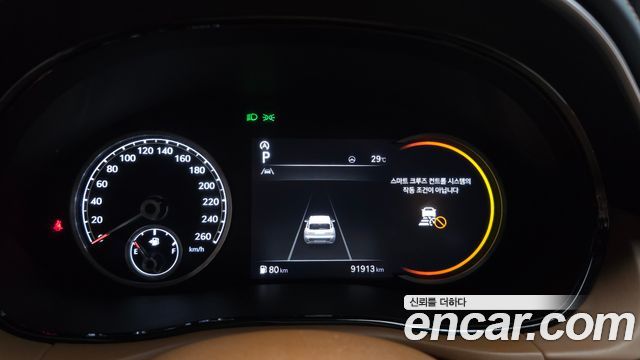 Genesis GV70 2021 — photo 11