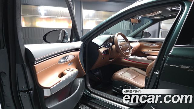Genesis GV70 2021 — photo 13
