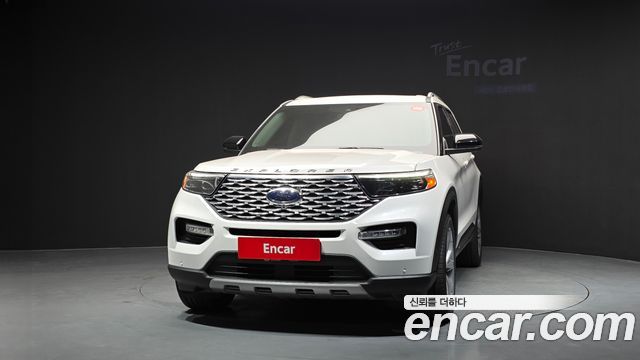 Ford Explorer 2021 — photo 3