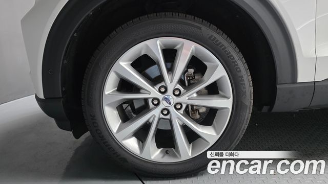Ford Explorer 2021 — photo 5