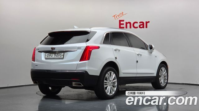 Cadillac XT5 2018 — photo 2