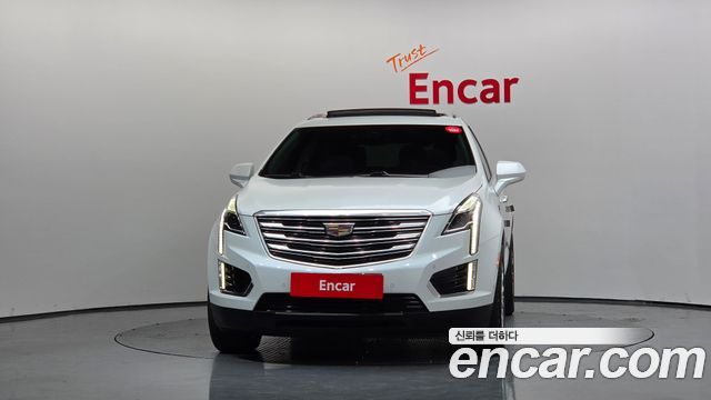 Cadillac XT5 2018 — photo 3
