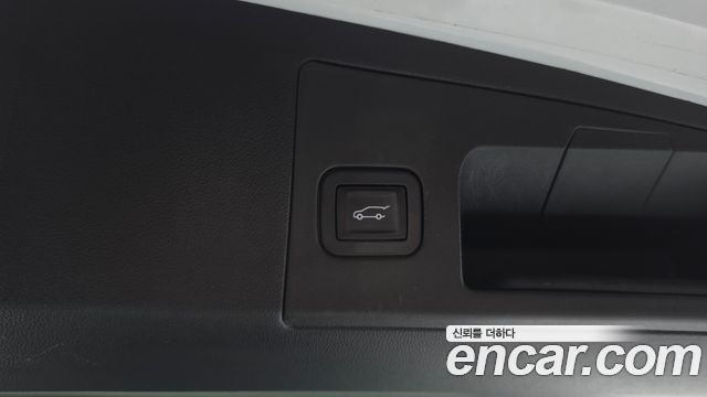 Cadillac XT5 2018 — photo 25