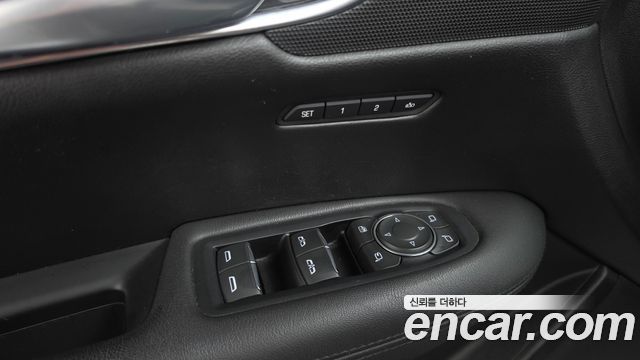 Cadillac XT5 2018 — photo 30