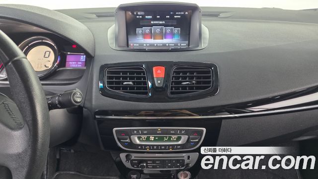 Renault Korea SM3 2016 — photo 16