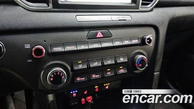 Kia Sportage 2018 — photo 17