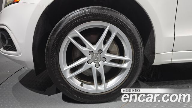 Audi Q5 2017 — photo 5