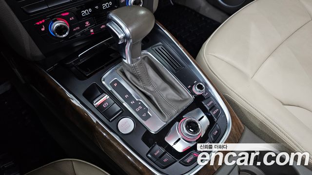Audi Q5 2017 — photo 12
