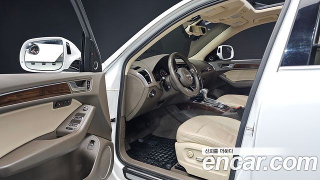 Audi Q5 2017 — photo 13