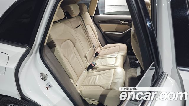 Audi Q5 2017 — photo 17