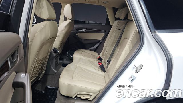 Audi Q5 2017 — photo 18