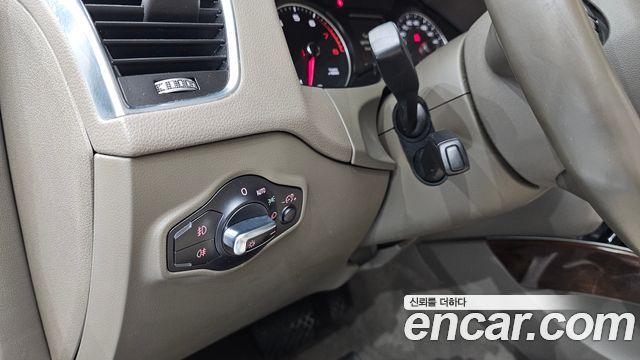 Audi Q5 2017 — photo 23