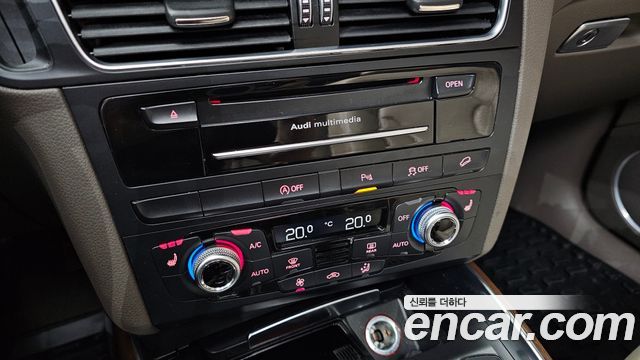 Audi Q5 2017 — photo 25