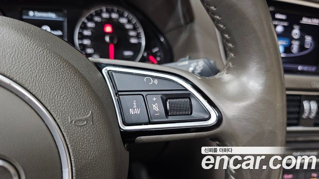 Audi Q5 2017 — photo 28
