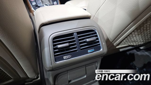 Audi Q5 2017 — photo 32