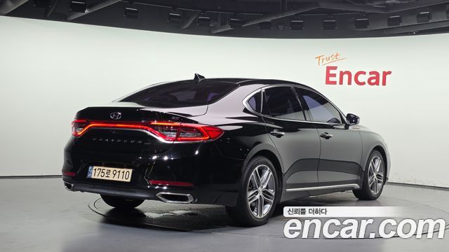 Hyundai Grandeur 2018 — photo 2