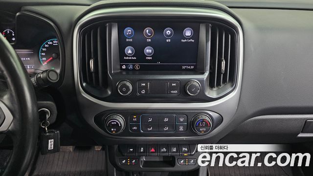 Chevrolet Korea Colorado 2022 — photo 15