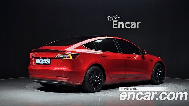 Tesla Model 3 2021 — photo 2