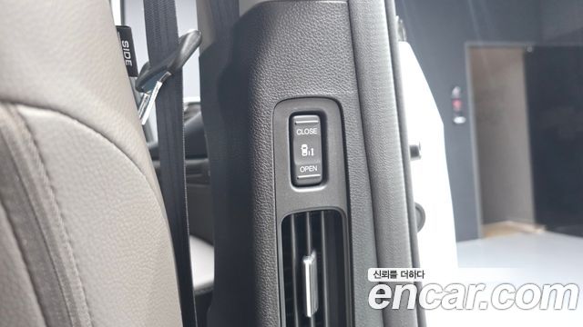 Honda Odyssey 2022 — photo 38