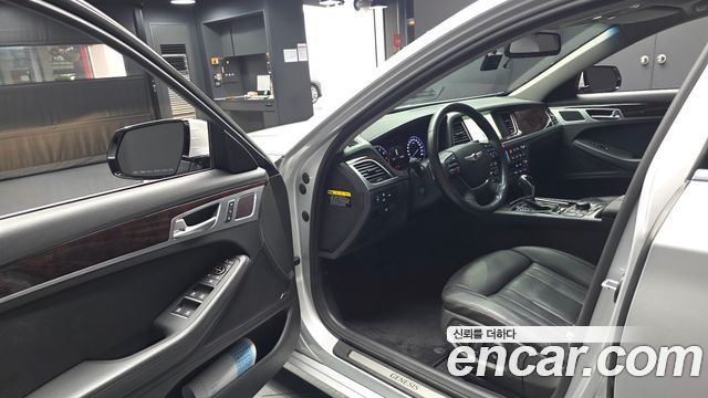 Hyundai Genesis 2016 — photo 13
