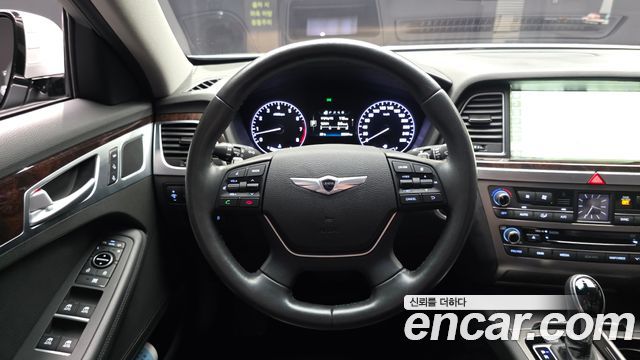 Hyundai Genesis 2016 — photo 19