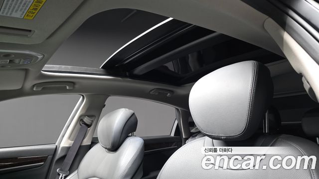 Hyundai Genesis 2016 — photo 22