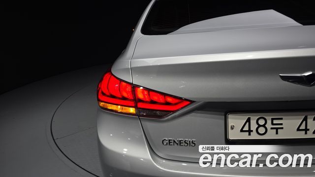 Hyundai Genesis 2016 — photo 9