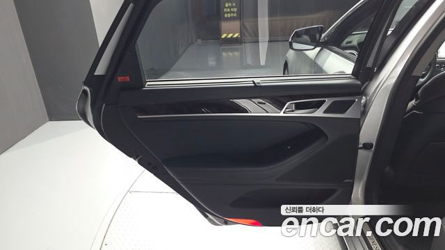 Hyundai Genesis 2016 — photo 15