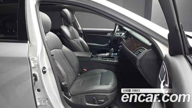 Hyundai Genesis 2016 — photo 16