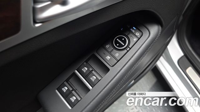 Hyundai Genesis 2016 — photo 30
