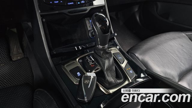 Hyundai Grandeur 2011 — photo 9