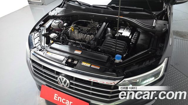 Volkswagen Jetta 2021 — photo 6