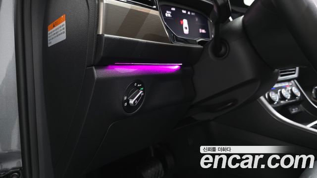 Volkswagen Jetta 2021 — photo 29