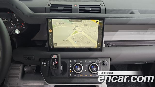 Land Rover Defender 2025 — photo 15
