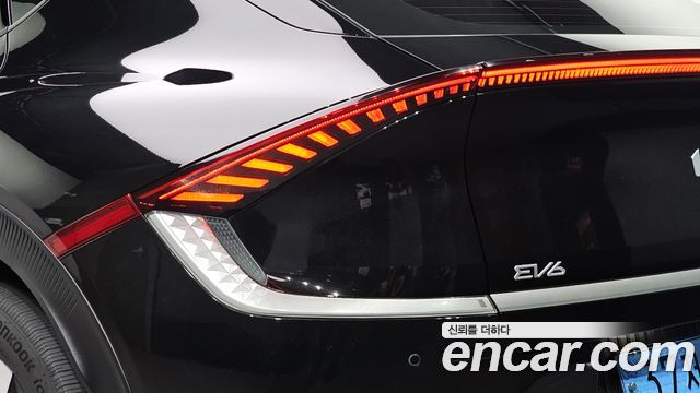 Kia EV6 2022 — photo 9