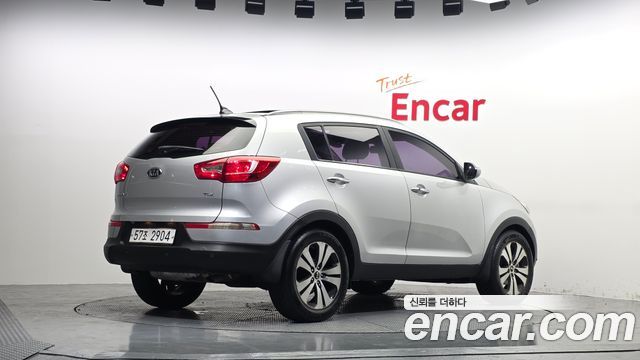 Kia Sportage 2011 — photo 2