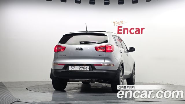 Kia Sportage 2011 — photo 4