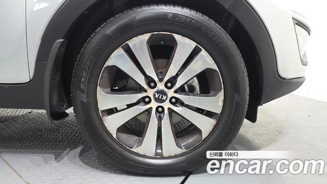 Kia Sportage 2011 — photo 5