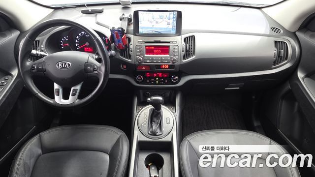 Kia Sportage 2011 — photo 7