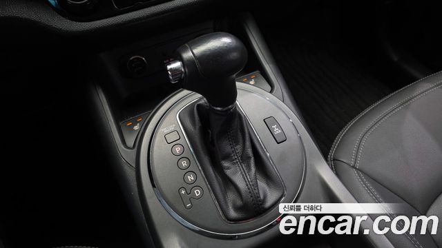 Kia Sportage 2011 — photo 9