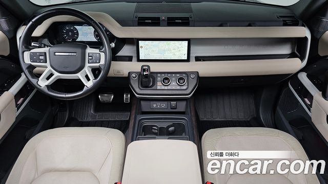 Land Rover Defender 2020 — photo 10