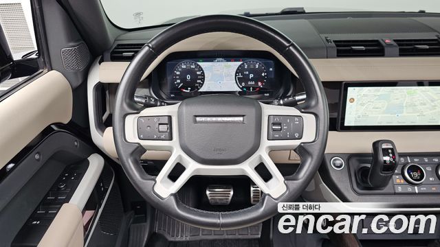 Land Rover Defender 2020 — photo 19