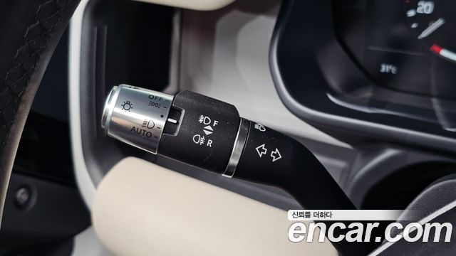 Land Rover Defender 2020 — photo 21
